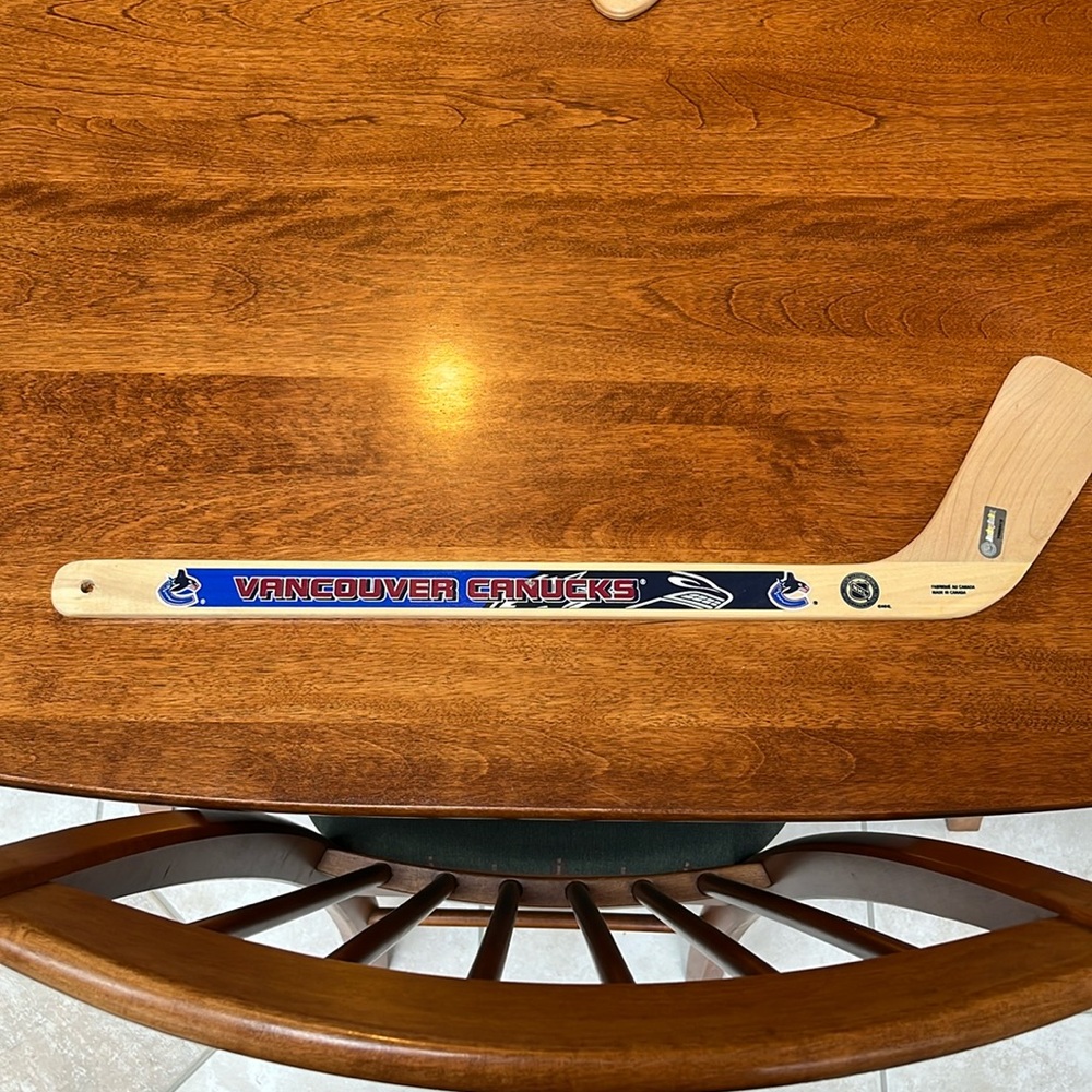 NHL | Vancouver Canucks mini hockey stick